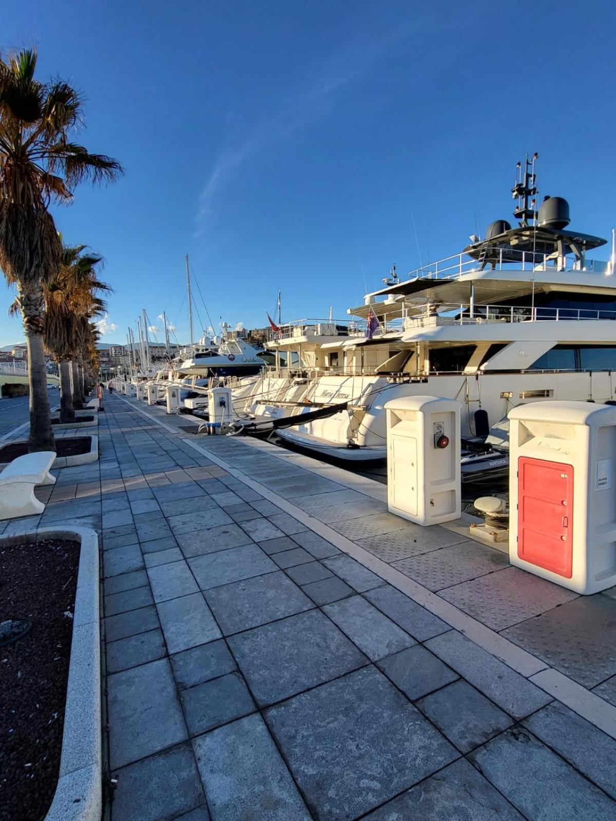 The Shell - New Interior Look But Same Old Charme 200Mt From The Sea With Garden And Parking Nearby Apartment Imperia Exterior photo